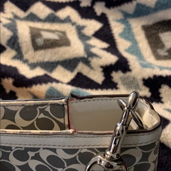 Coach diaper bag - Picture 4 of 8